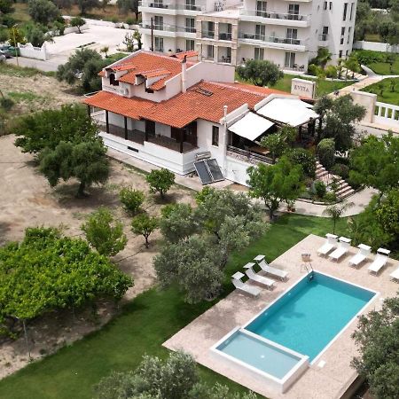 Sunny Countryside Villa - With Private Pool 팔리라키 외부 사진